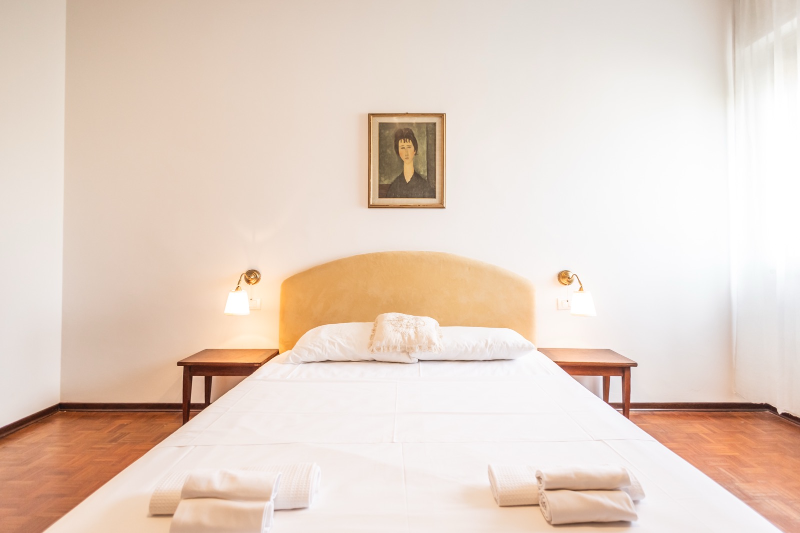 ARIA – Camera matrimoniale (foto 2)