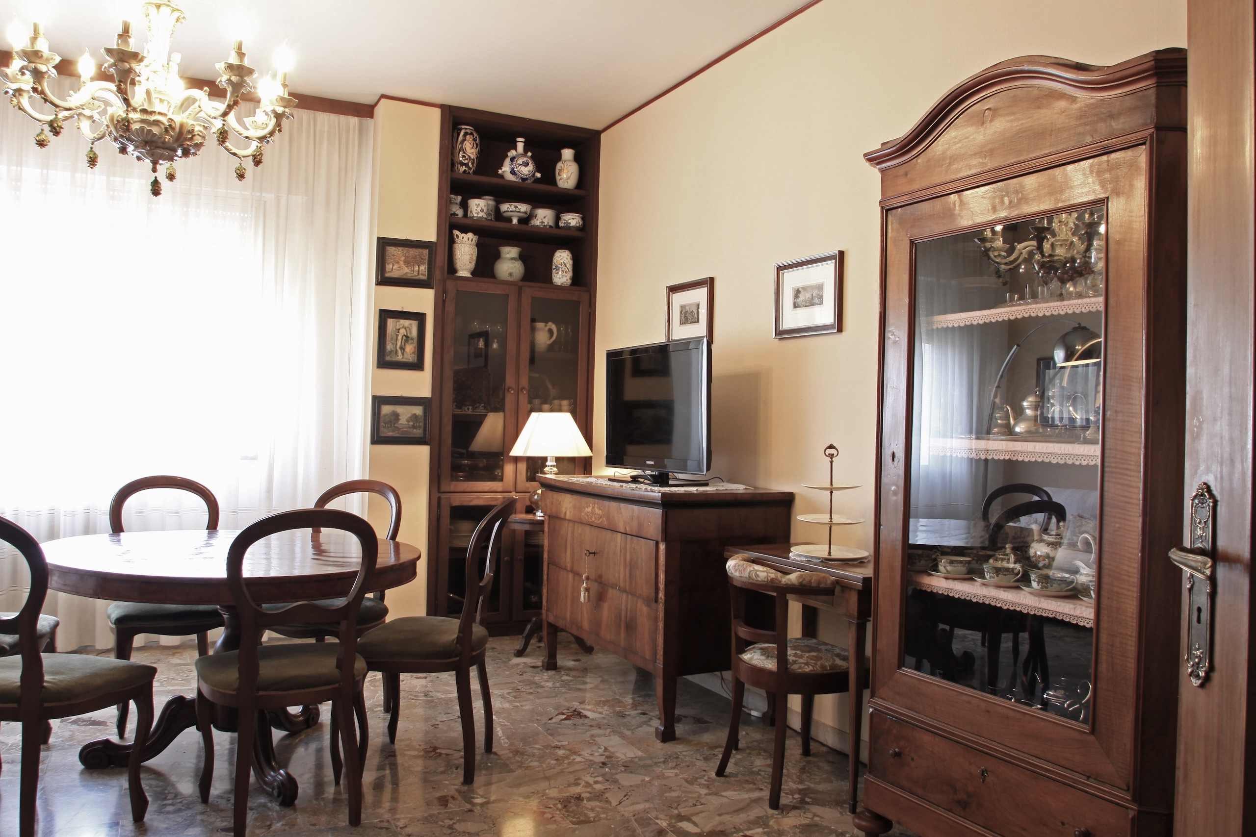 Salone