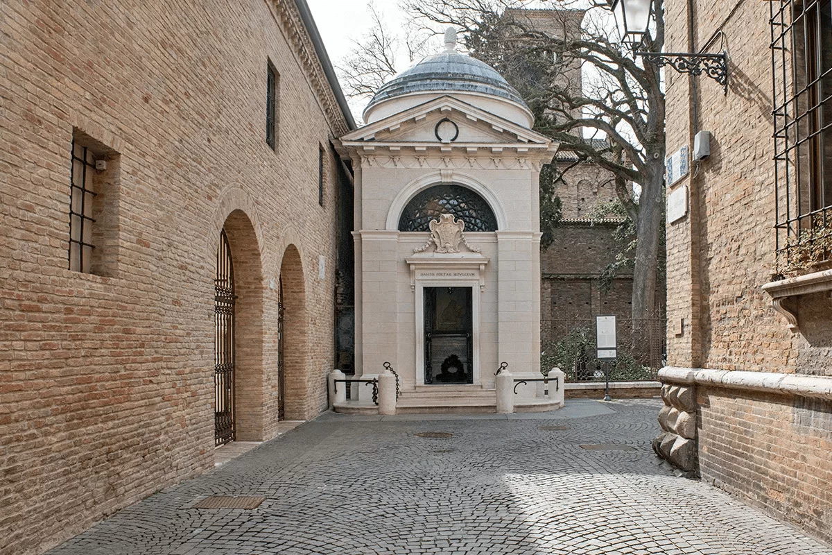 Tomba di Dante Alighieri